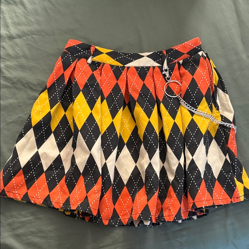 Hot Topic Junior’s Colorful Harlequin Patterned Skirt